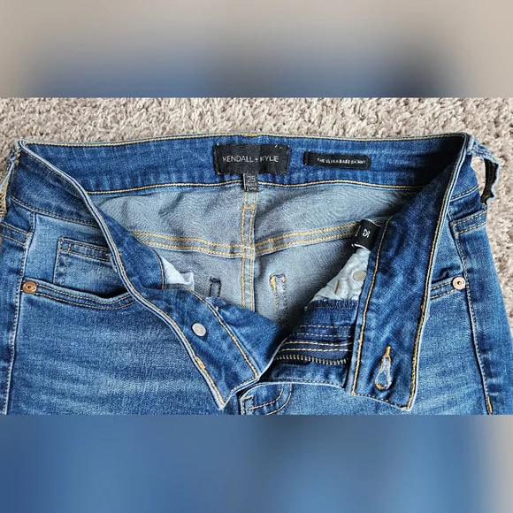 Kendall+Kylie Ultra Babe Skinny Blue Jeans, Distressed ankle, Size 25 - Picture 3 of 3
